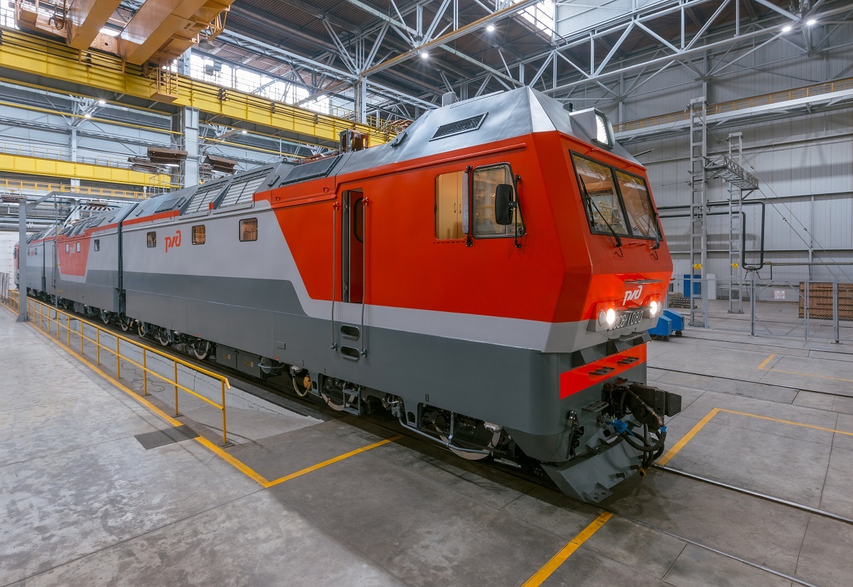 «Уральские локомотивы» участвуют в программе РЖД по развитию восточного полигона