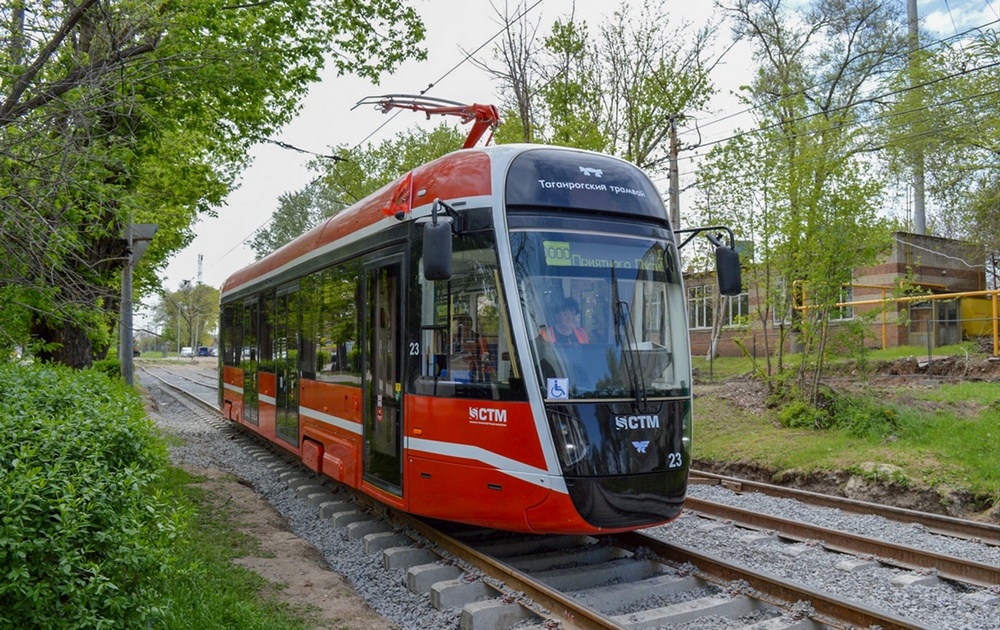 «Таганрогский трамвай» запустил два новых маршрута в тестовом режиме