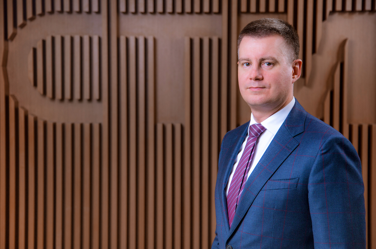 Антон Зубихин, заместитель генерального директора по продажам Холдинга «Синара – Транспортные машины»