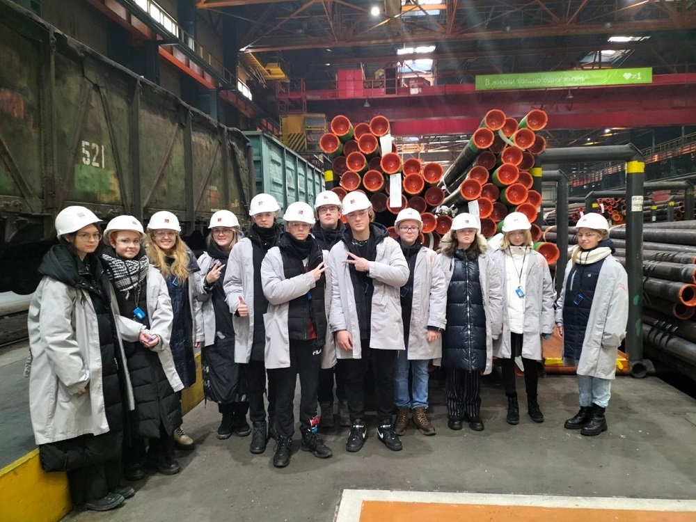 Почти 4000 школьников приняли участие в профориентационном проекте «Точка опоры-2022/23»