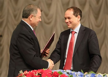 Компания «Синара-Транспортные Машины» подписала соглашение о сотрудничестве с Калужской областью
