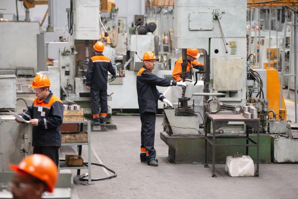 СТМ утвердил новые правила безопасности труда на предприятиях