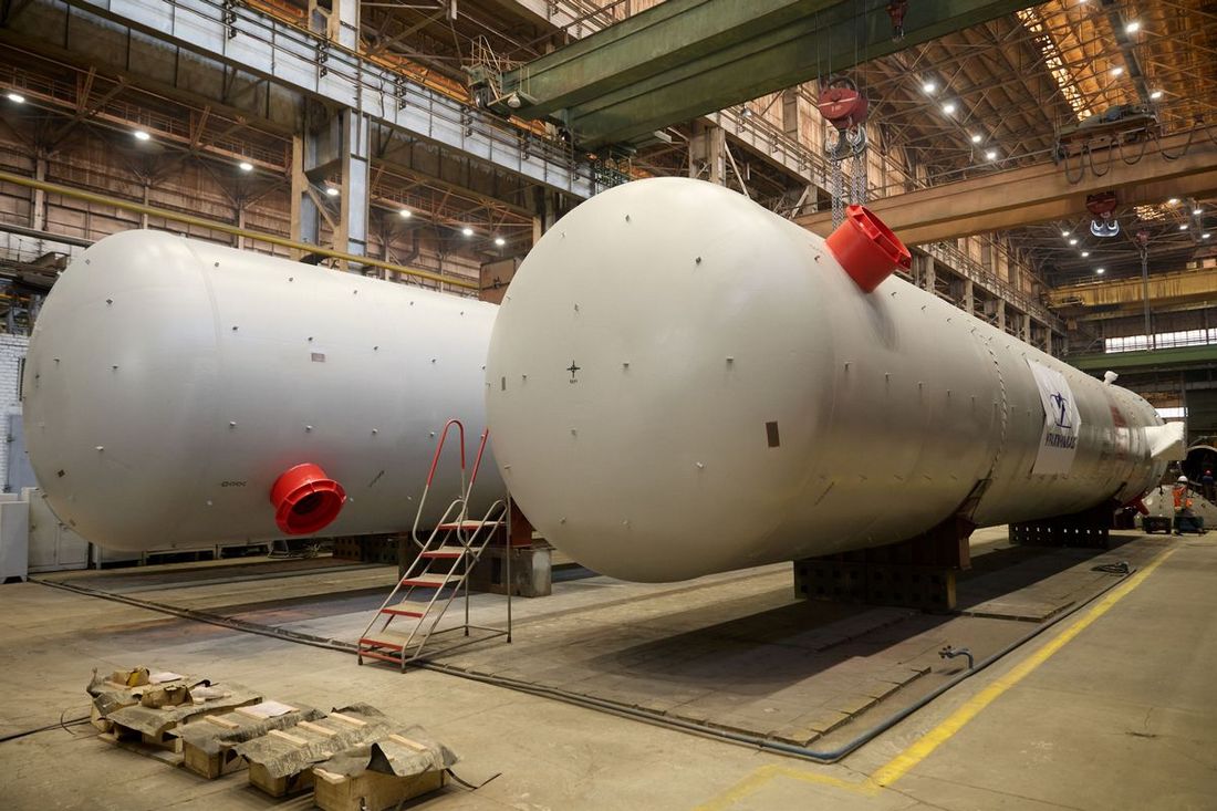 «Уралхиммаш» отгрузил газовые ресиверы для стройки крупнейшего газоперерабатывающего комплекса России