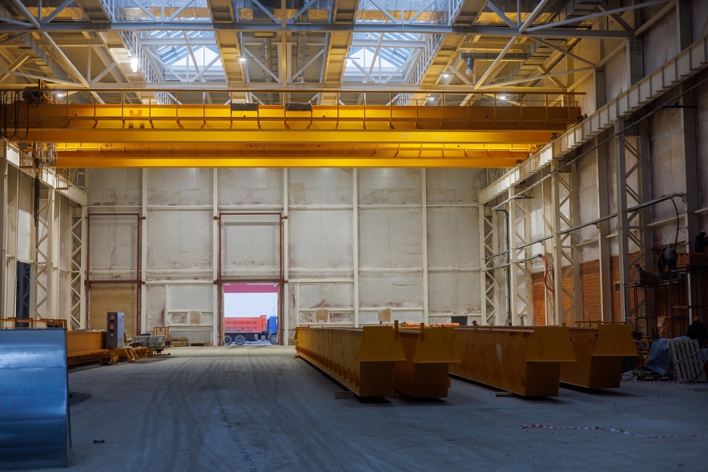 кран-балки в корпусе компонентов кузова